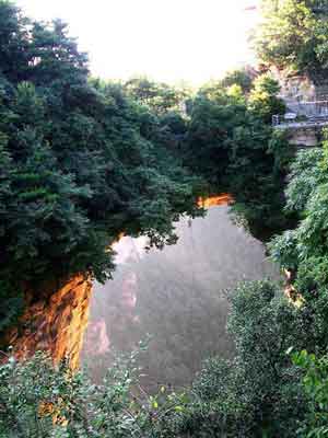 張家界、袁家界、天子山、武陵源二晚二日游